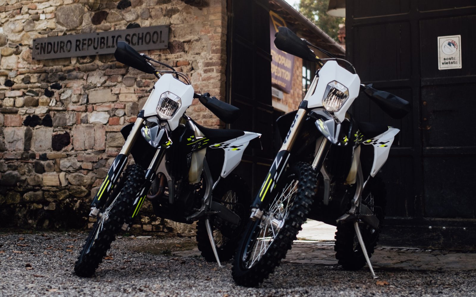 Enduro Republic - EXTRA